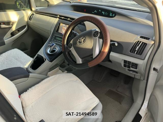 Toyota PRIUS 2010-06 8876242-9