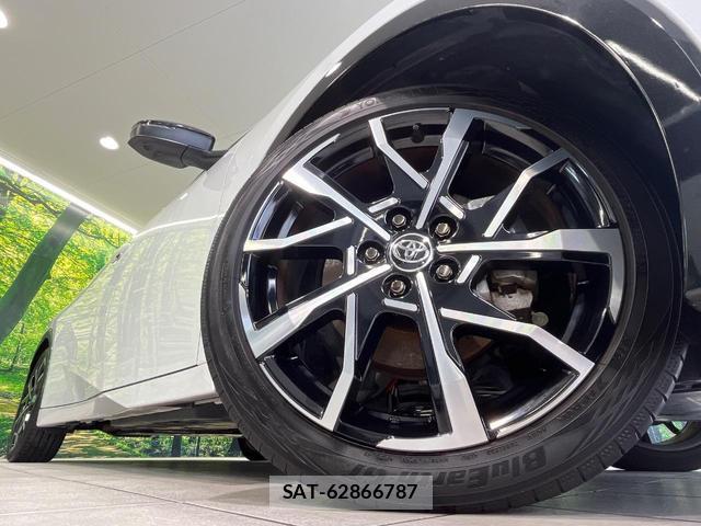 Toyota PRIUS 2023-12 8876314-11