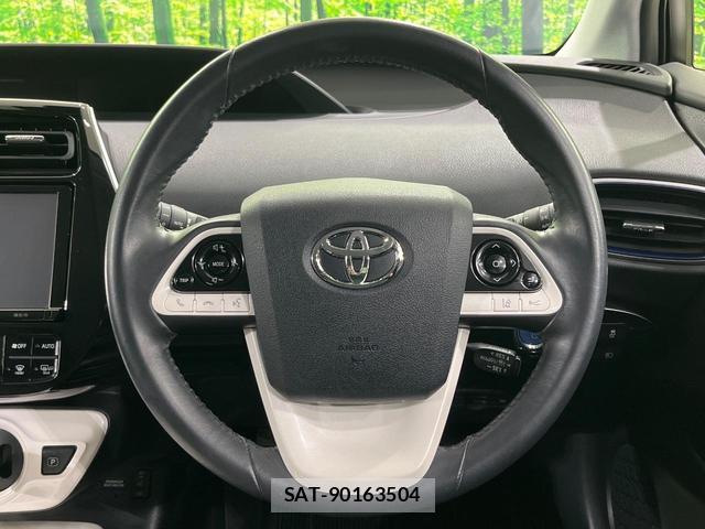 Toyota PRIUS 2016-07 8876315-10