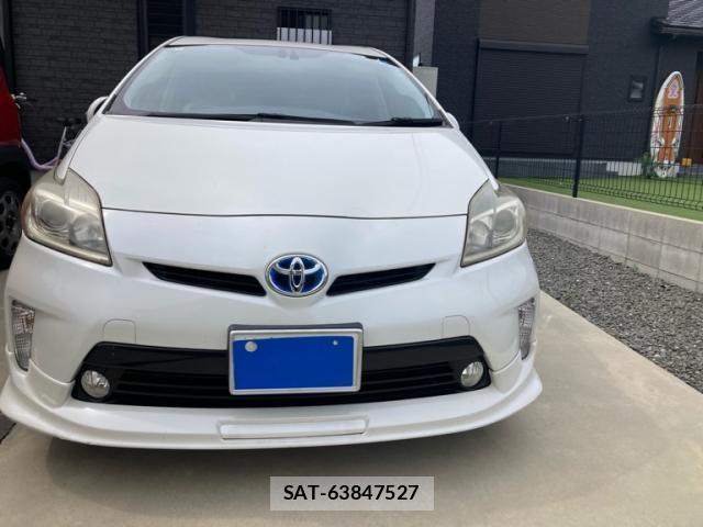 Toyota PRIUS 2014-07 8876349-0