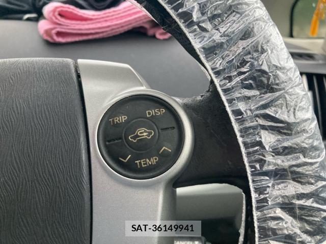 Toyota PRIUS 2010-09 8876407-19