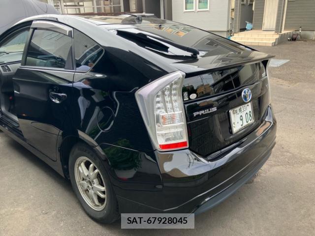 Toyota PRIUS 2010-03 8876430-2