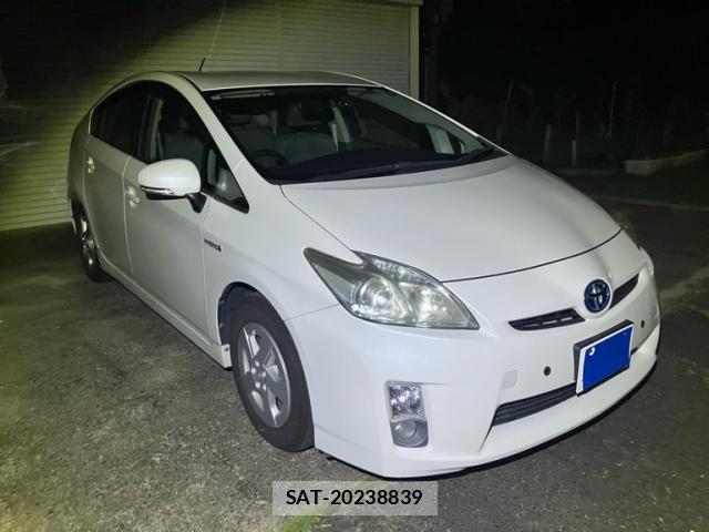 Toyota PRIUS 2010-02 8876541-1