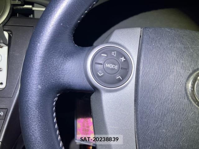 Toyota PRIUS 2010-02 8876541-14