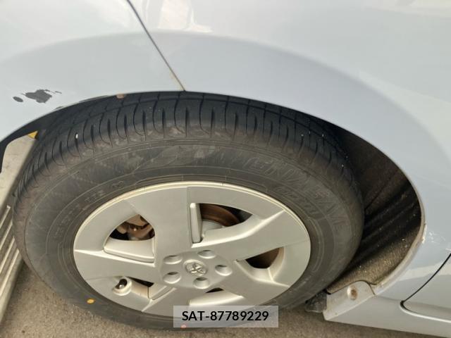 Toyota PRIUS 2010-02 8876693-2
