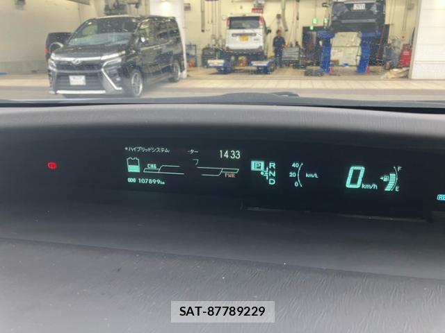 Toyota PRIUS 2010-02 8876693-7