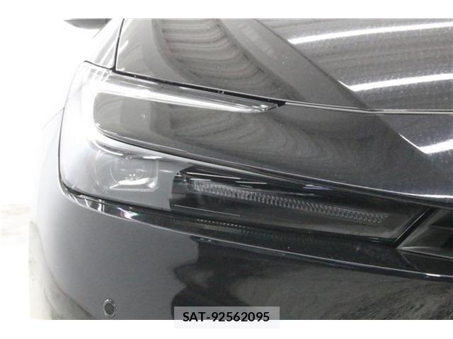 Toyota PRIUS 2023-02 8876713-11