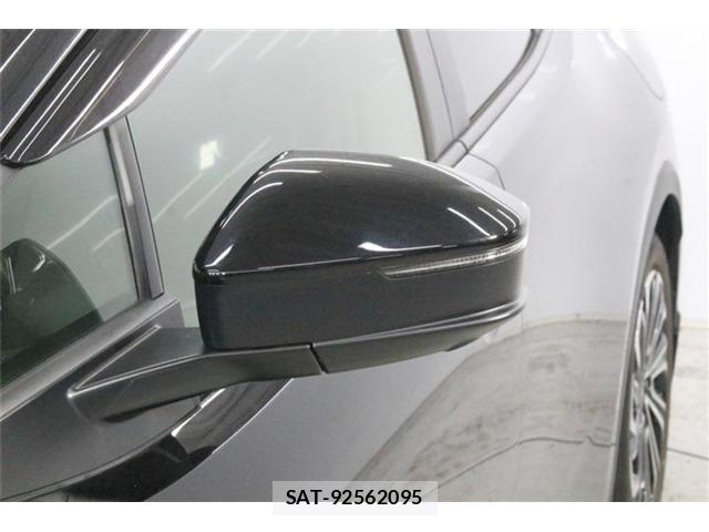 Toyota PRIUS 2023-02 8876713-14