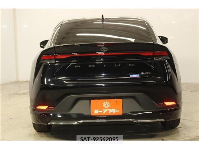 Toyota PRIUS 2023-02 8876713-5