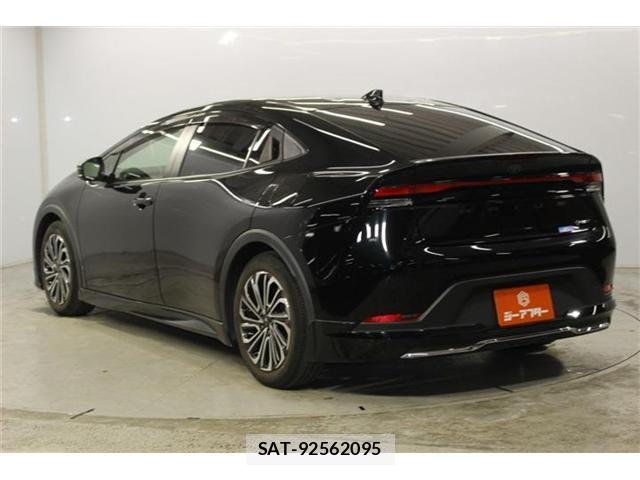 Toyota PRIUS 2023-02 8876713-6