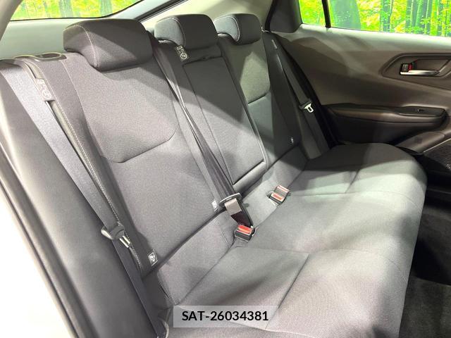 Toyota PRIUS 2025-02 8877009-10