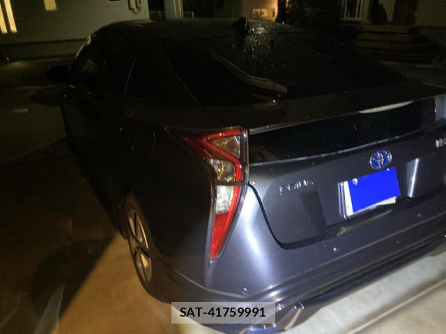 Toyota PRIUS 2018-12 8877078-1