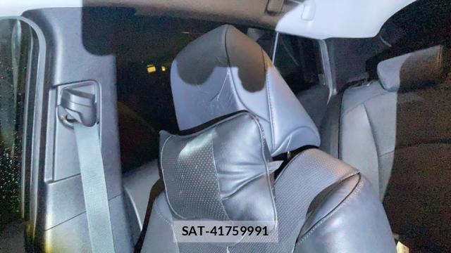 Toyota PRIUS 2018-12 8877078-15