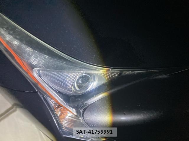 Toyota PRIUS 2018-12 8877078-2