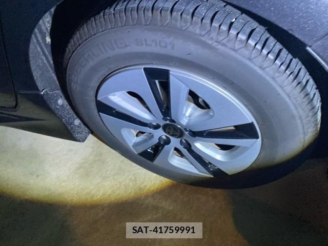 Toyota PRIUS 2018-12 8877078-6