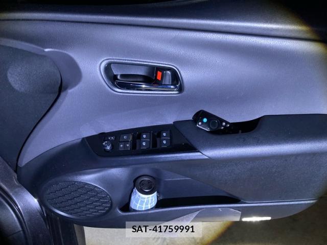 Toyota PRIUS 2018-12 8877078-8