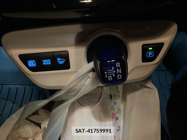 Toyota PRIUS 2018-12 8877078-9