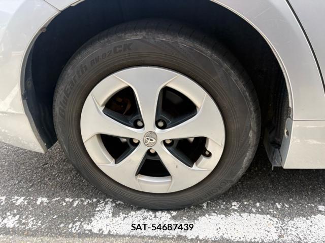 Toyota PRIUS 2015-09 8877394-12