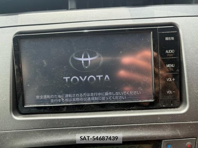 Toyota PRIUS 2015-09 8877394-18