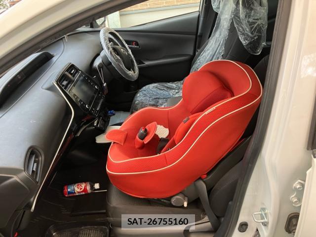 Toyota PRIUS 2021-08 8877400-5