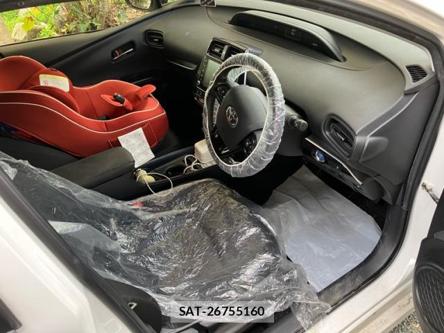 Toyota PRIUS 2021-08 8877400-7