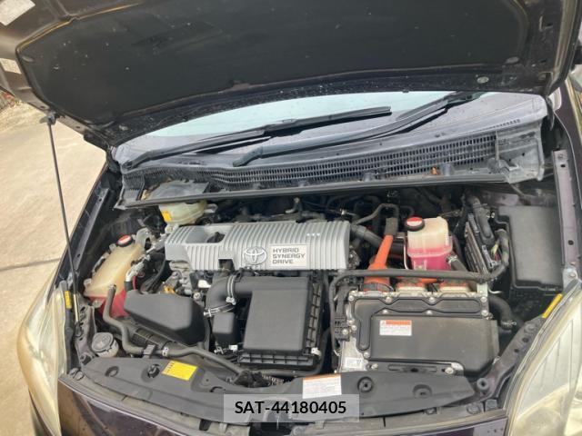 Toyota PRIUS 2014-10 8877415-10