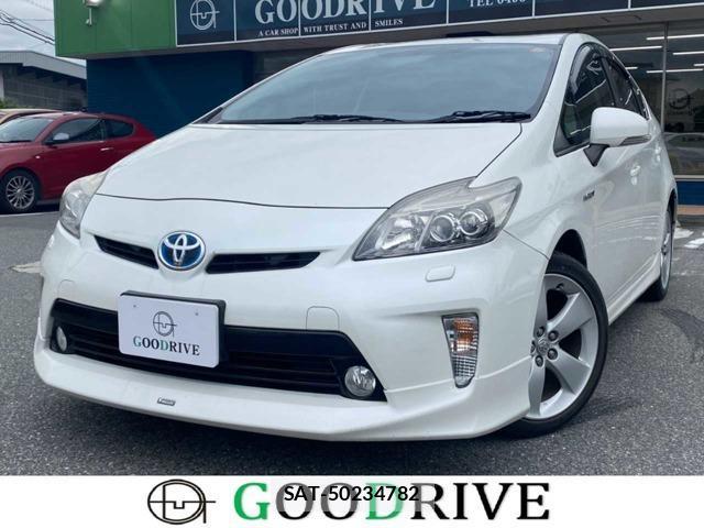 Toyota PRIUS 2014-12 8877486-0