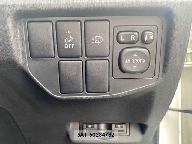 Toyota PRIUS 2014-12 8877486-15
