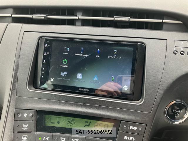 Toyota PRIUS 2009-10 8877565-11