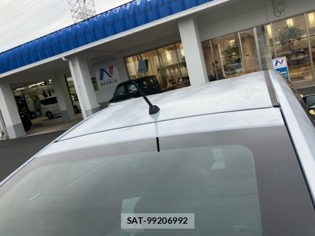 Toyota PRIUS 2009-10 8877565-3