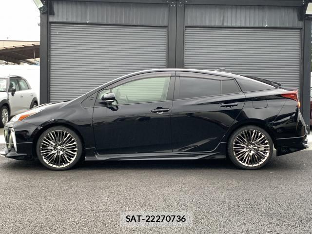 Toyota PRIUS 2020-11 8877581-10