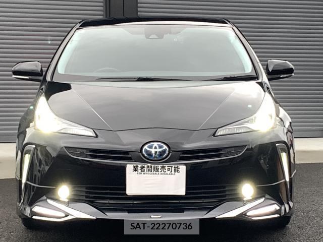 Toyota PRIUS 2020-11 8877581-9