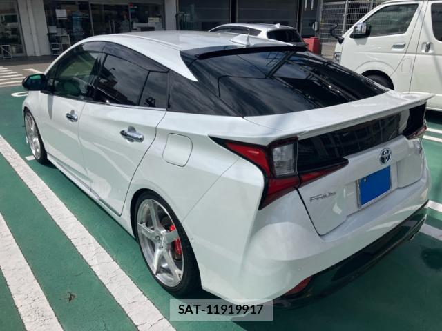 Toyota PRIUS 2022-07 8877589-3