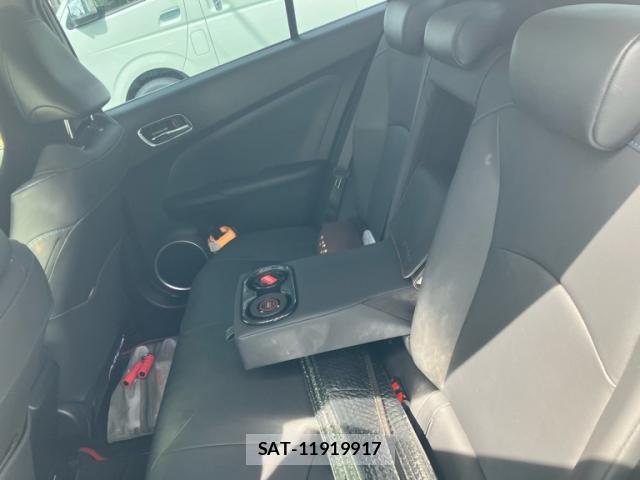 Toyota PRIUS 2022-07 8877589-8
