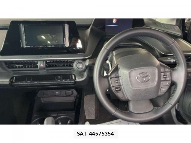 Toyota PRIUS 2023-09 8877709-2
