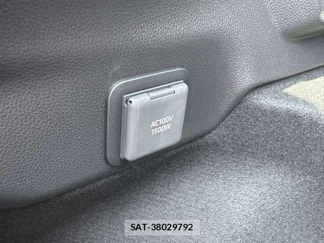 Toyota PRIUS 2024-12 8877870-11