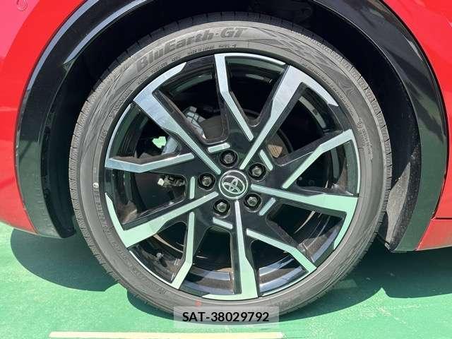 Toyota PRIUS 2024-12 8877870-4