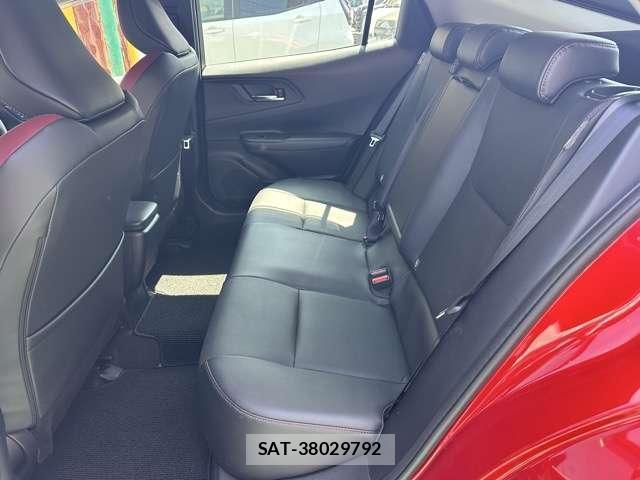 Toyota PRIUS 2024-12 8877870-5