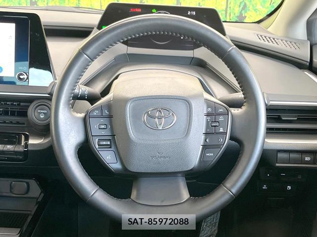 Toyota PRIUS 2023-07 8878031-10