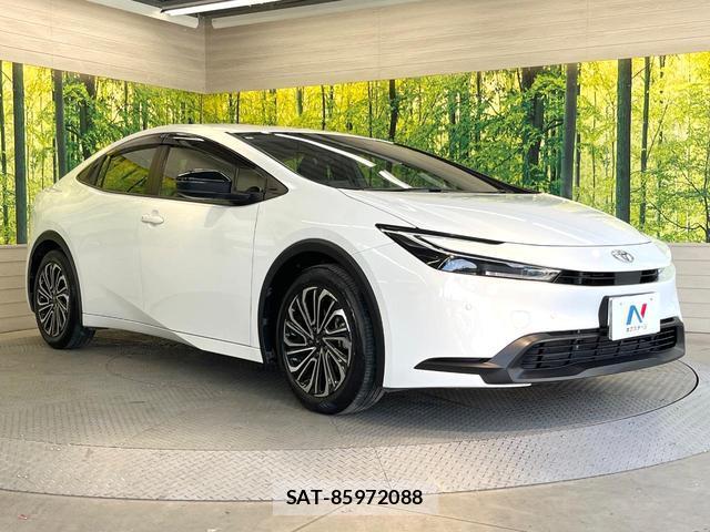 Toyota PRIUS 2023-07 8878031-15