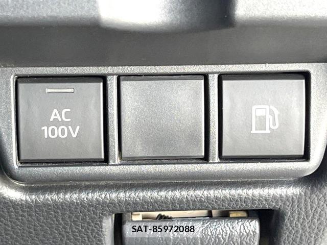 Toyota PRIUS 2023-07 8878031-5