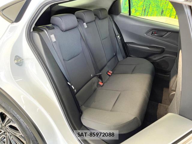 Toyota PRIUS 2023-07 8878031-8