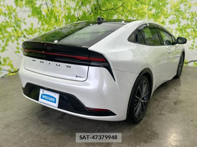 Toyota PRIUS 2023-07 8878054-2