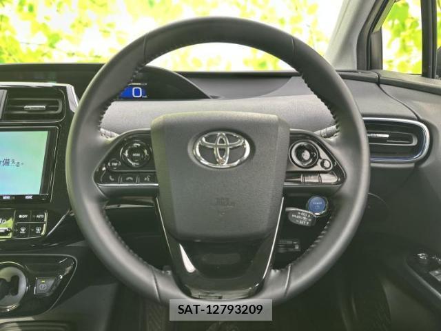 Toyota PRIUS 2019-10 8878057-14