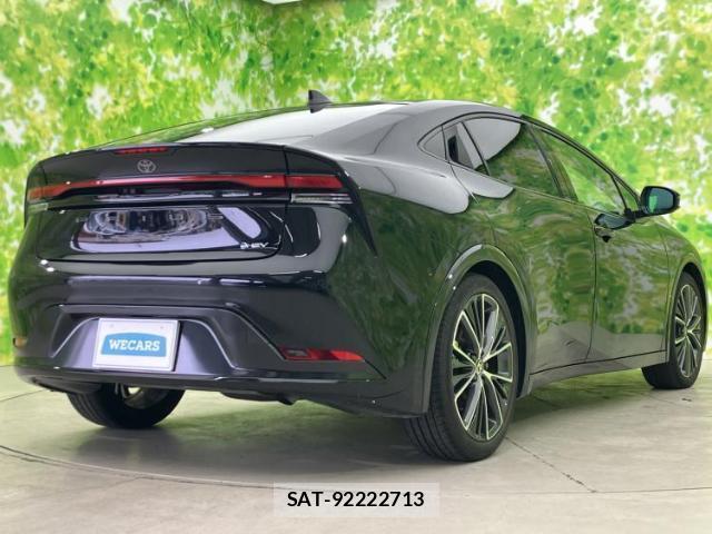 Toyota PRIUS 2023-07 8878120-2