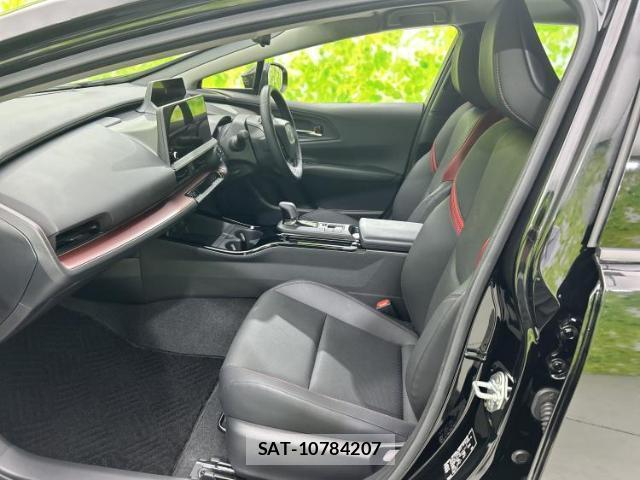 Toyota PRIUS 2023-06 8878159-5