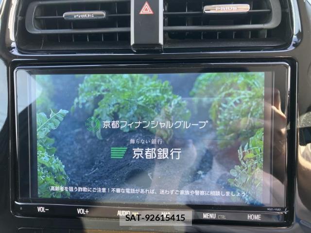 Toyota PRIUS 2019-10 8878161-12