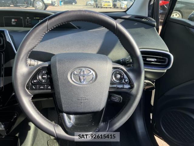 Toyota PRIUS 2019-10 8878161-14