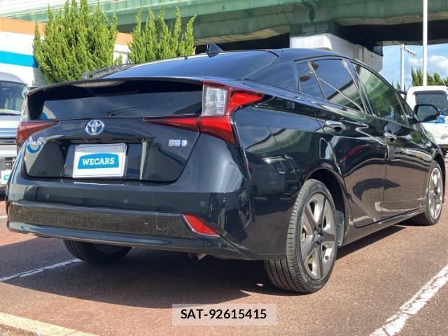 Toyota PRIUS 2019-10 8878161-2