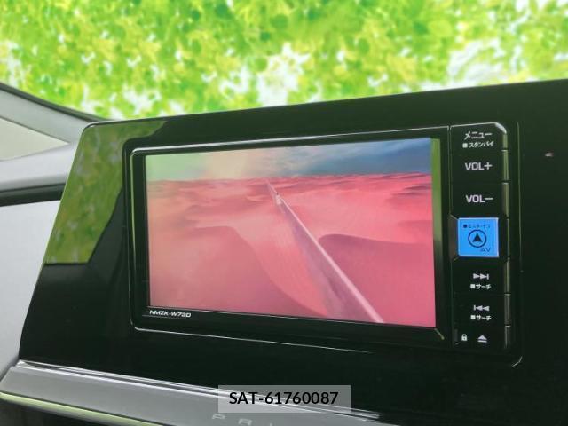 Toyota PRIUS 2023-06 8878180-11